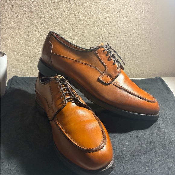 Allen Edmonds Tan Leather Oxfords